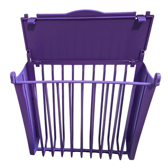 Plastic Hanging Pet Feeder for Hay and Grass for Birdcage or Rodent Enclosure Pu - Picture 1 of 10
